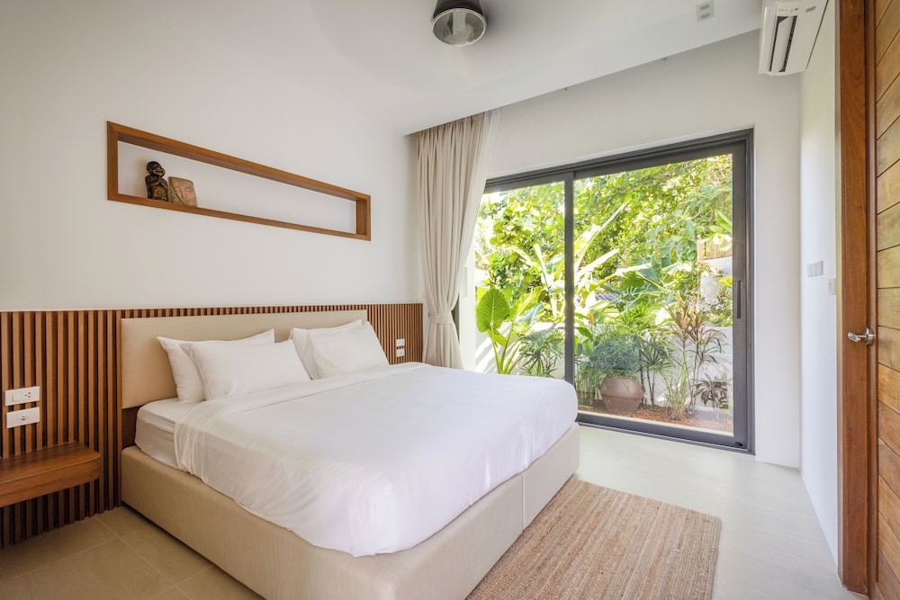 Barefoot Villas by Satori