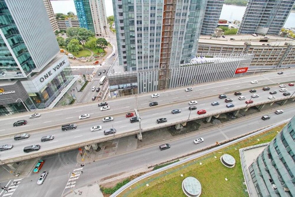 Exquisite High-Rise 1 Bedroom next to Scotia Arena - Image 5