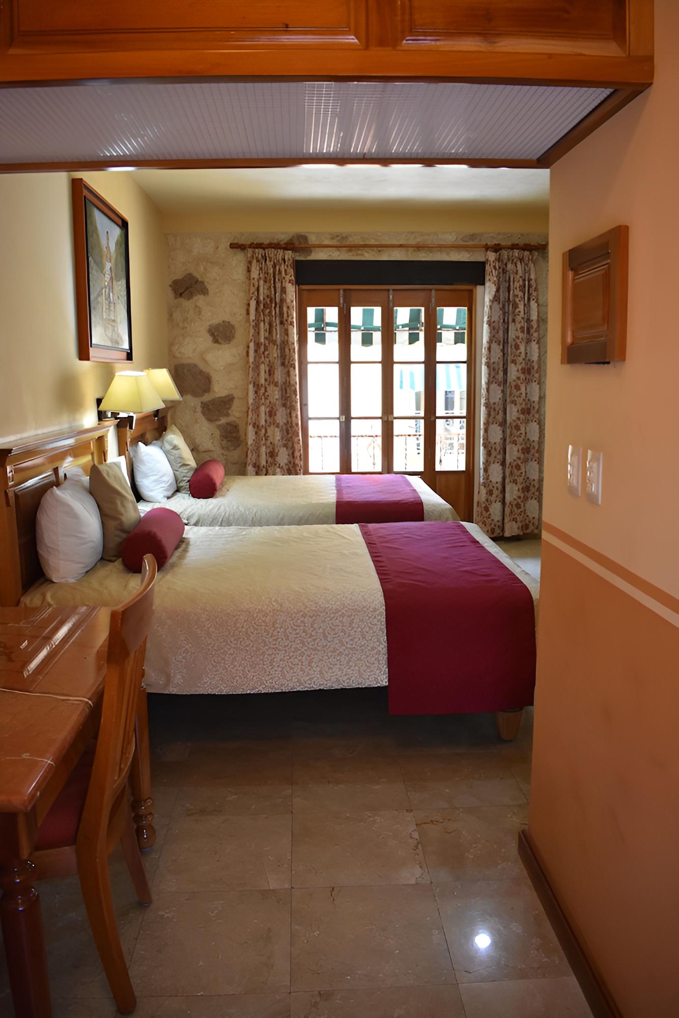 Cancun International Suites