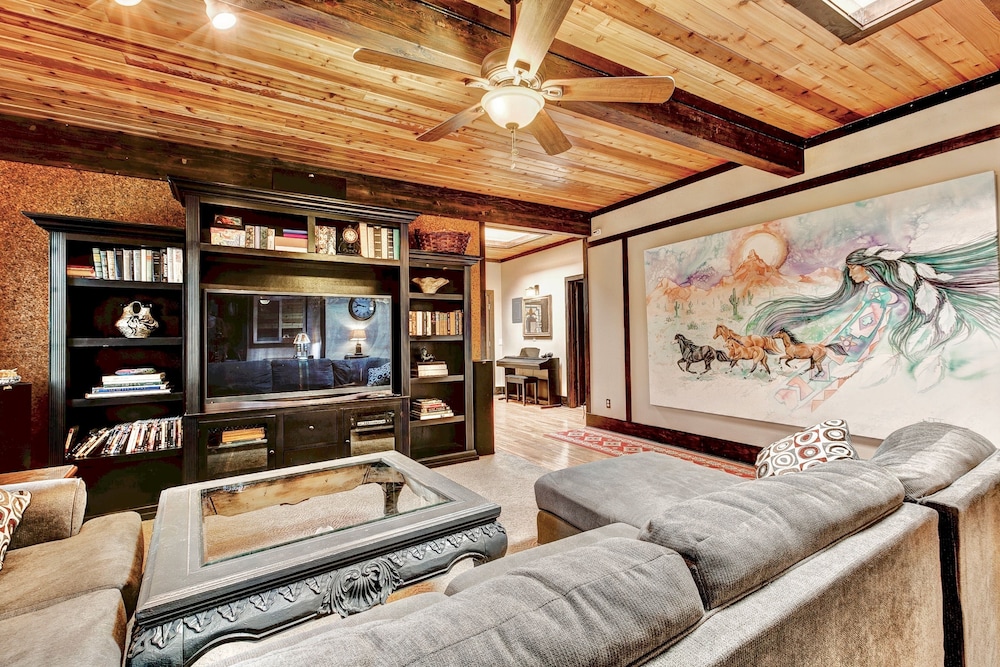 Bond Manor Vacation Home By Estes Park Homes 4 Bedroom Home by RedAwning - Property Image 17