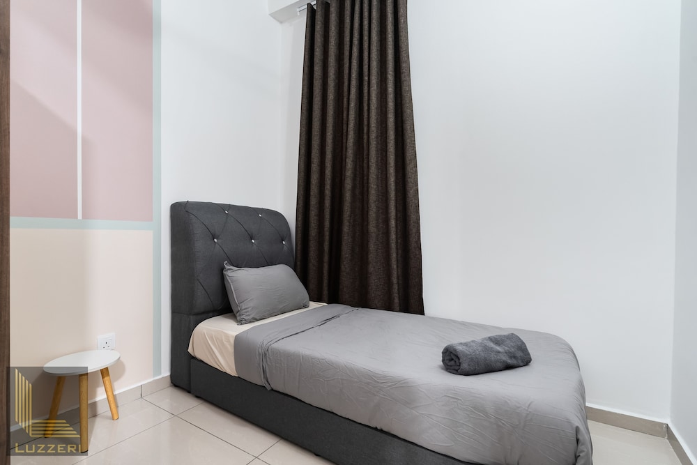 Legasi Kampung Bharu Guesthouse