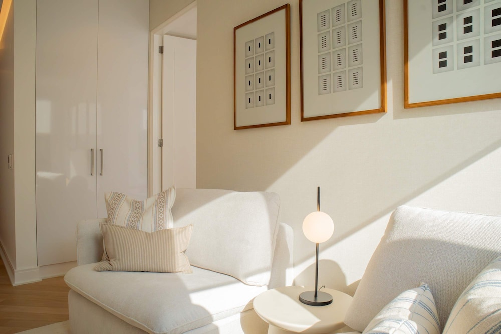 w Lovely 3BR With Incredible Balcony in Miraflores