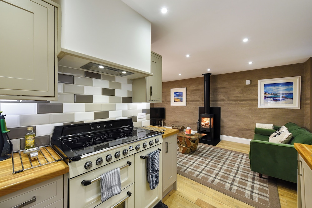 Glencoe House