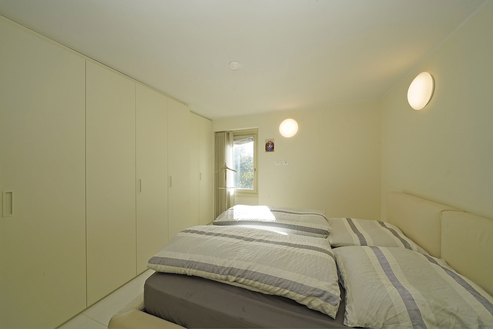 Your Breathtaking Penthouse view 3