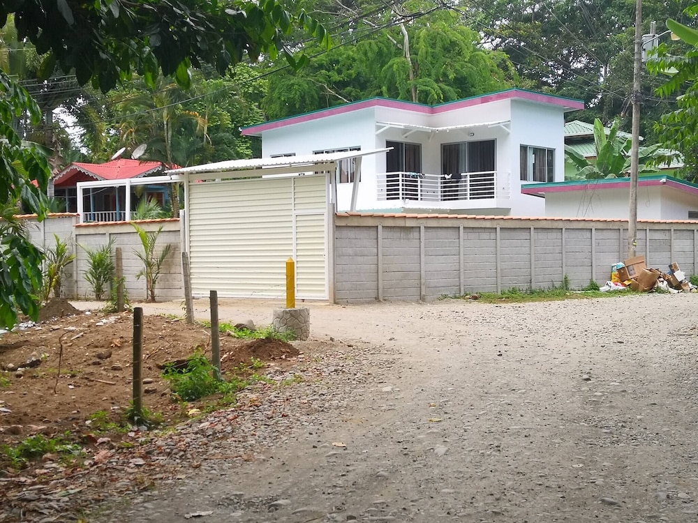 Brisas del Caribe # 2