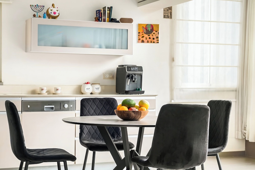 Old North Charming Stay by Sea N' Rent