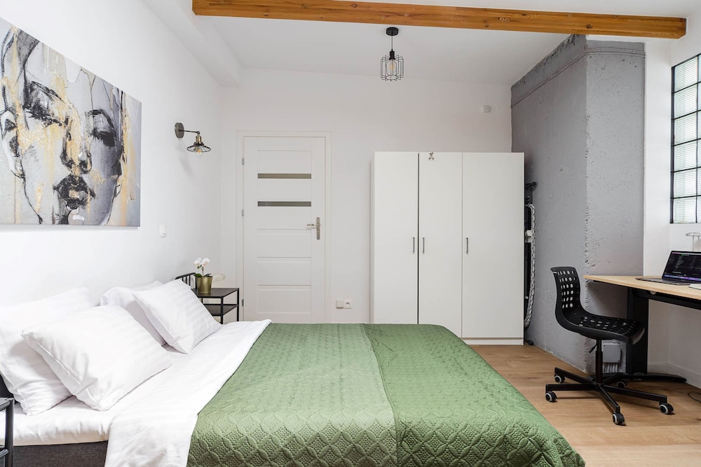 Lumina stylish apartments in the center view 4
