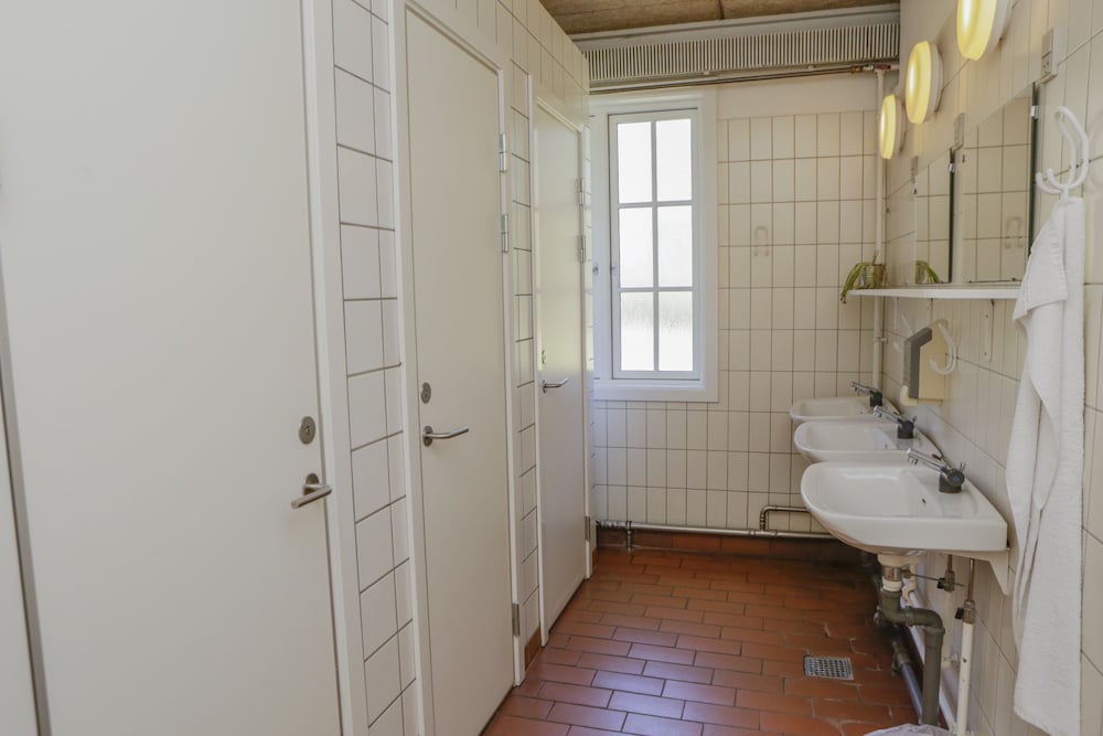 Rønne Vandrerhjem - Hostel