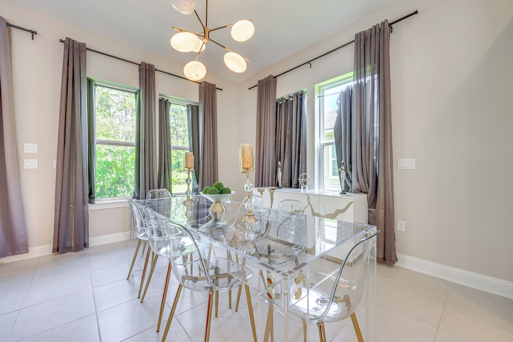 < 20 Mi to JAX Beach + Game Days: Upscale Retreat