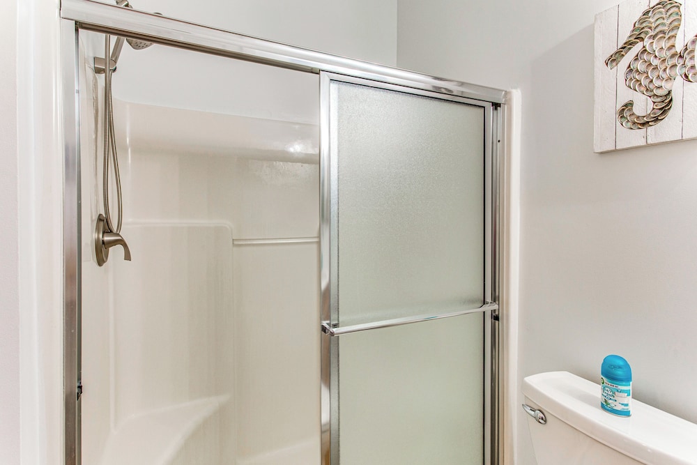 3 Mi to Myrtle Beach: Condo w/ Pool Access
