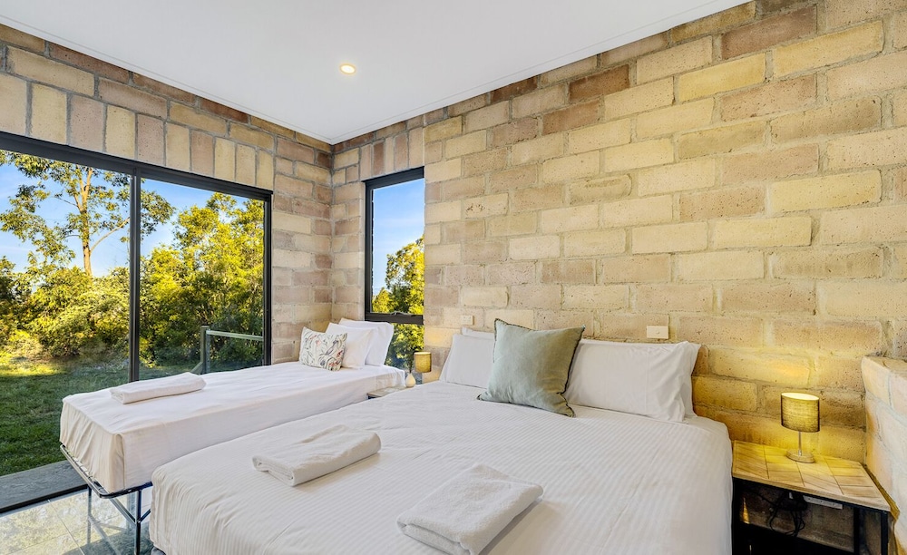 Tyalla Lodge view 3