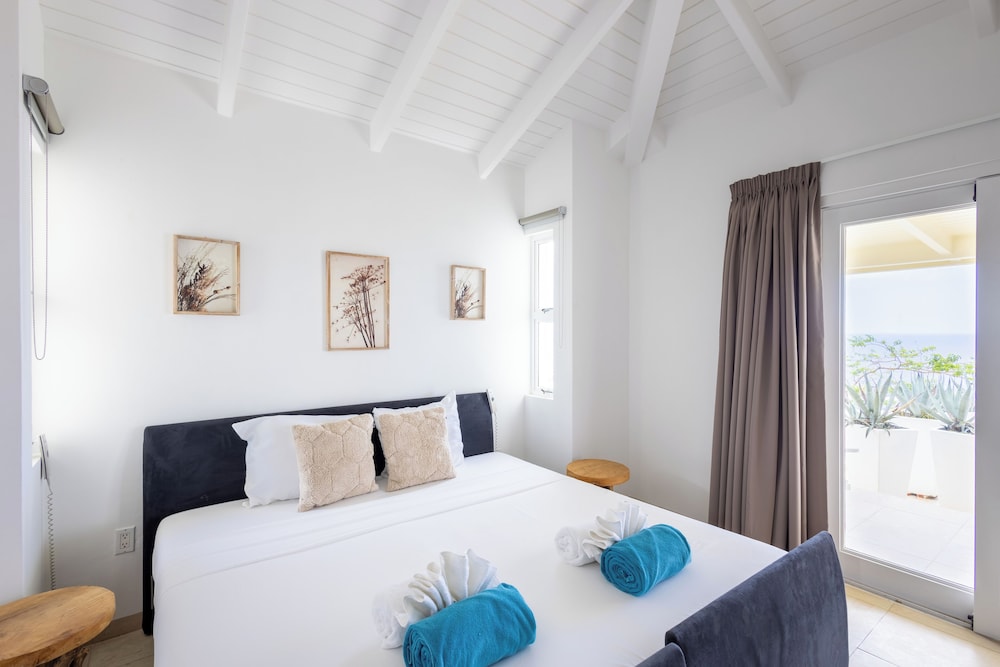 Coral Estate Holidays