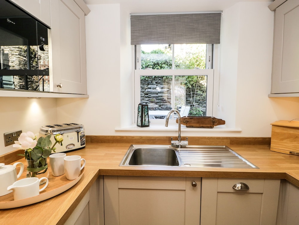 Snowdrop Cottage