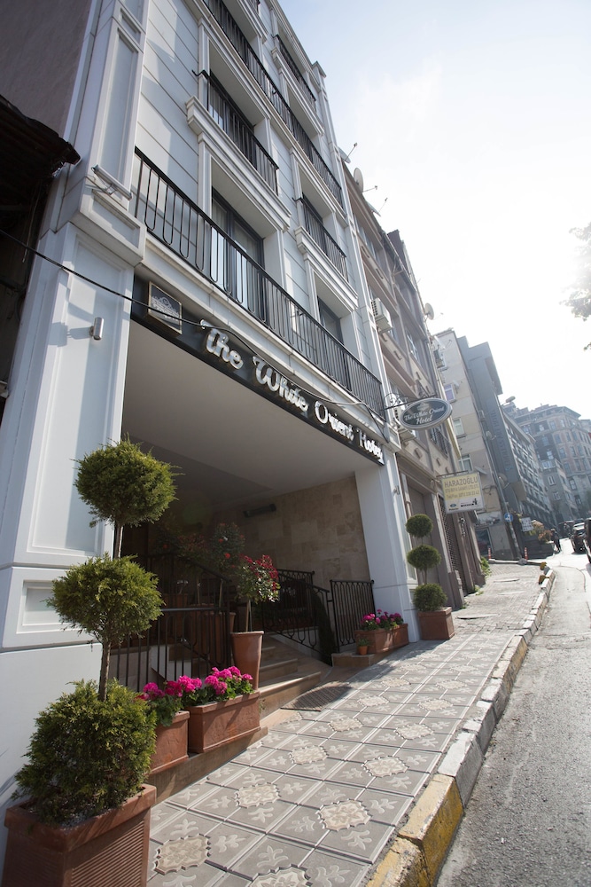 The White Orient Otel - Image 31