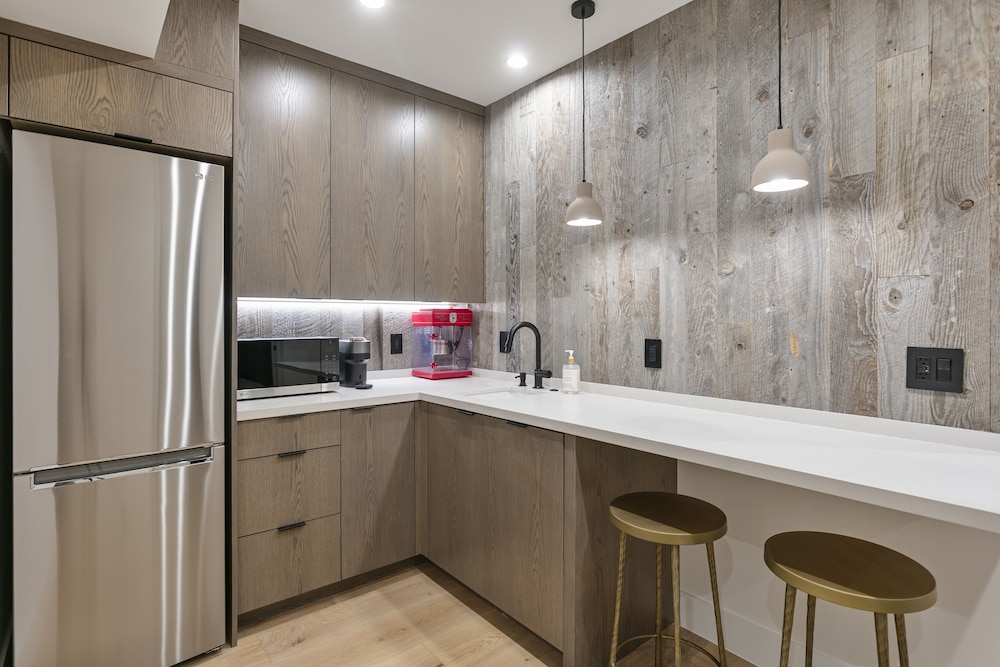 50 - Six Bedroom with Spa Stag Lodge 6 Condo