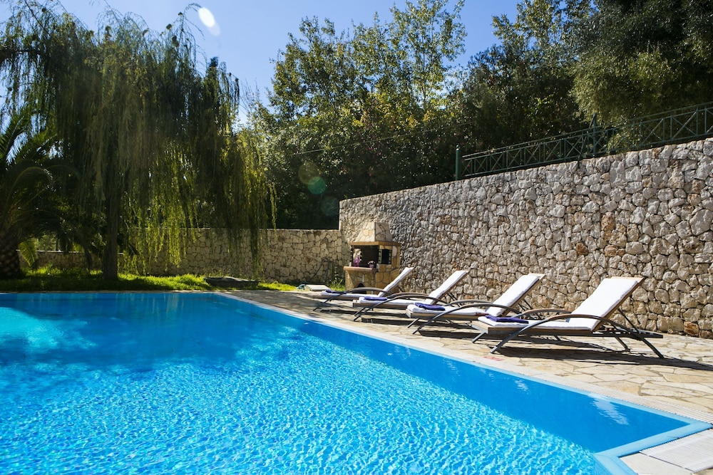 Villa Alexandra in Kato Katelios