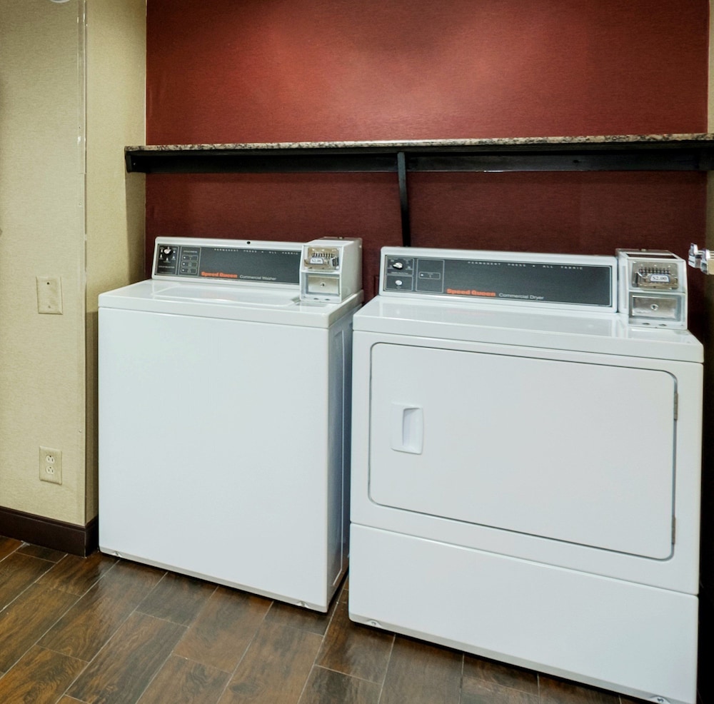 Columbus Vacations - Red Roof Inn Columbus West - Hilliard - Property Image 5