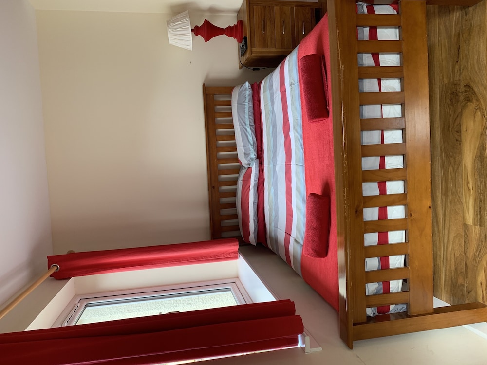 1 Loch Ness Hostel