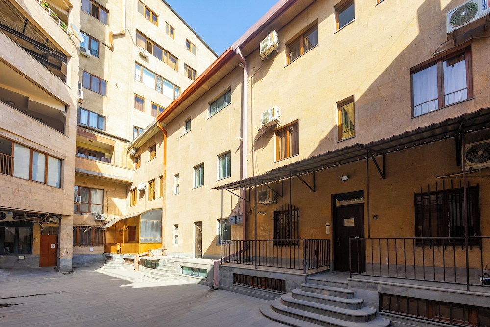 Aparthotel by Luxe Group TT88