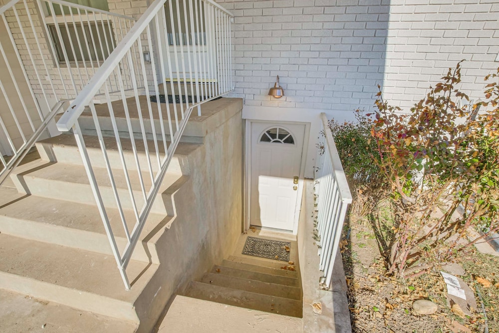 Ski, Hike & Relax: Ogden Apt w/ Patio!