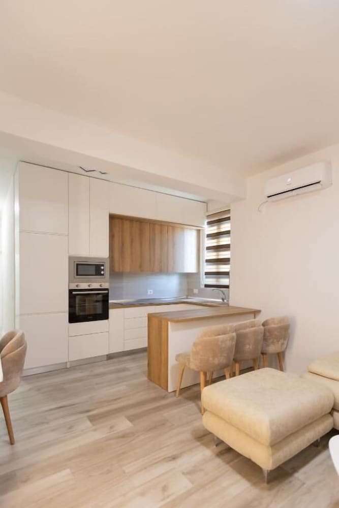 Zani's Villa