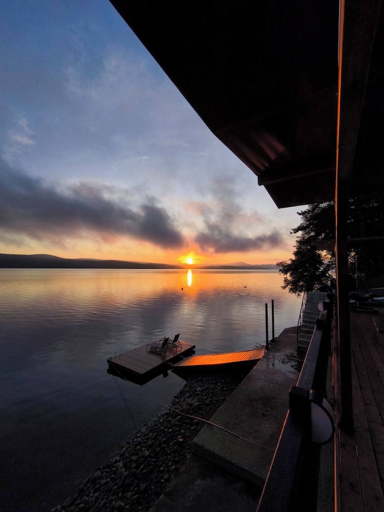 Villa Iskar Lake Residence