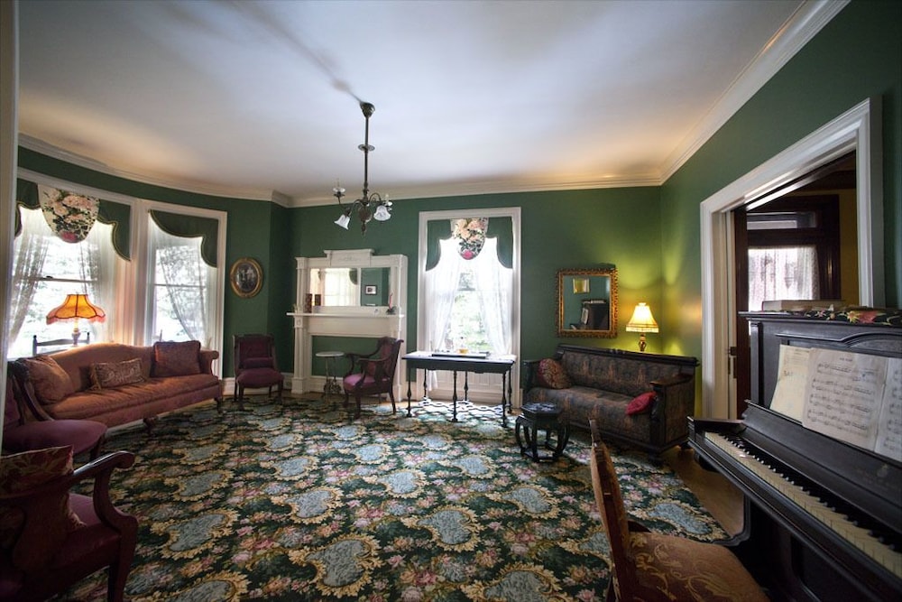 The Peter Herdic Inn, photo 44