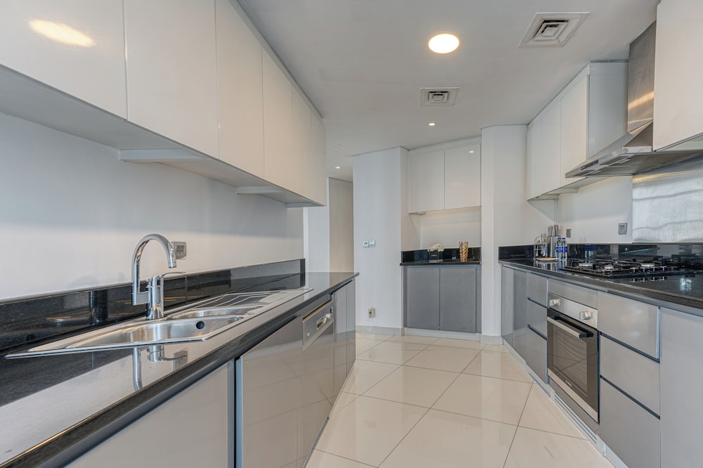 PVH - Stylish 1BR - Damac Prive