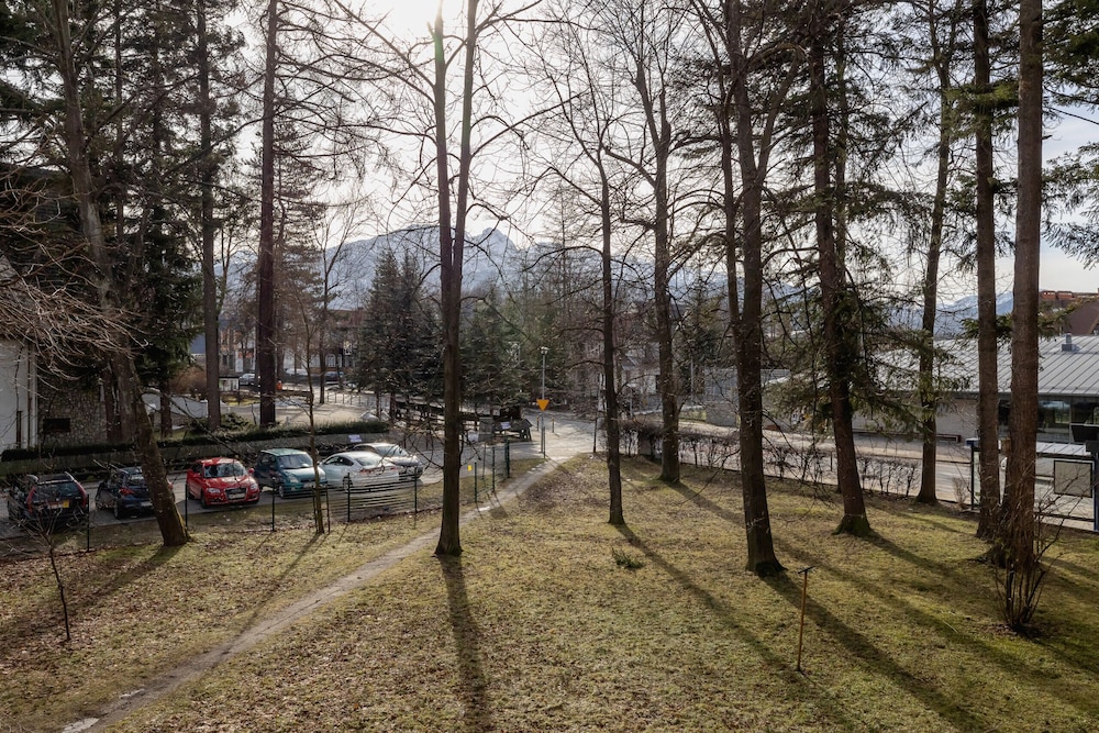 Apartment for 5 Zakopane by Renters