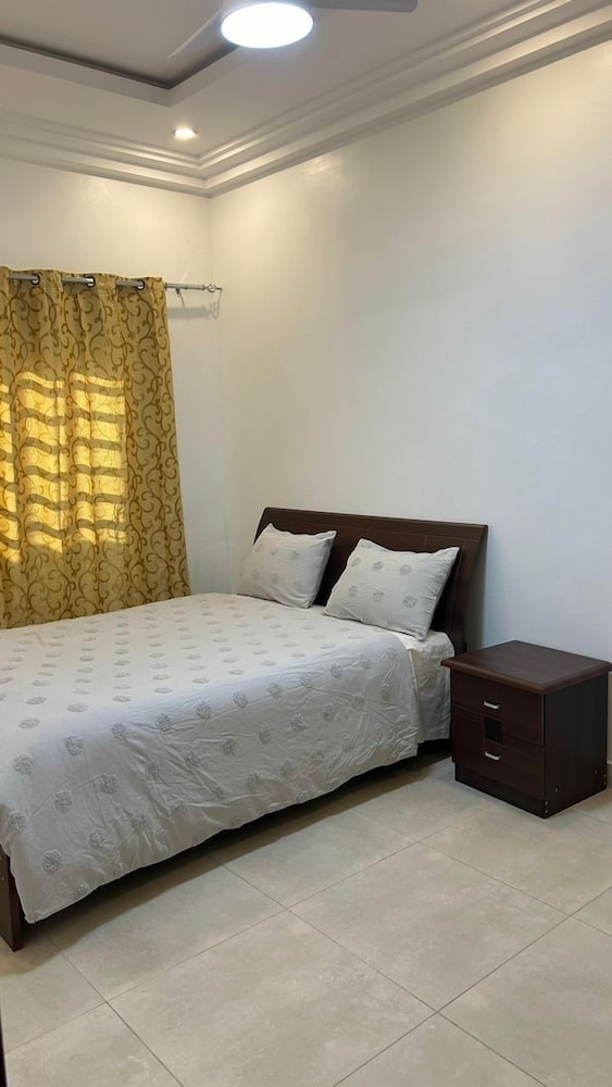 Ocean Breeze Luxury Apartments