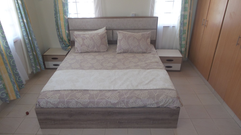 Azanza Mtwapa Holiday Home
