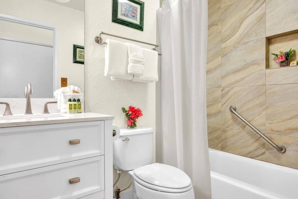 Napili Point 2 Free Rental Cars KBM Resorts Water Front 2 Units, 3 Bedrooms Ml-2435