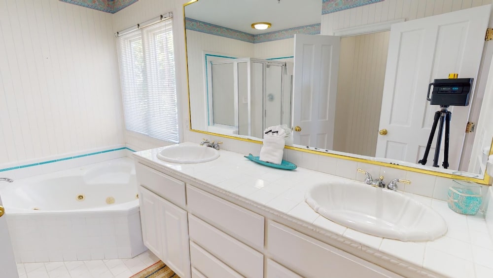 1711-A Strand Avenue by Tybee Vacation Rentals
