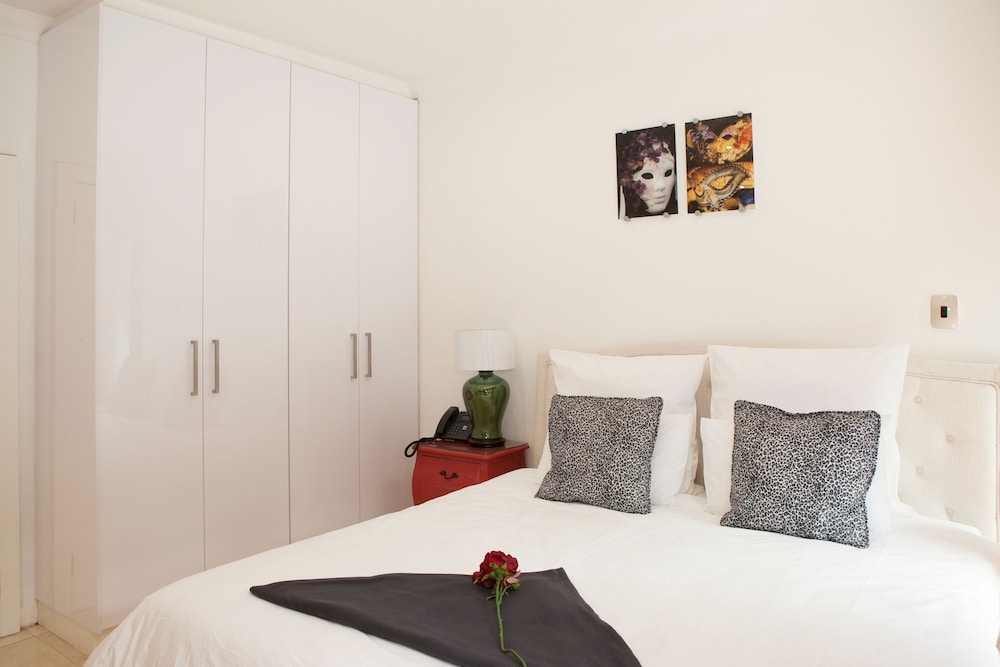 Purple Rayn Boutique Guest House