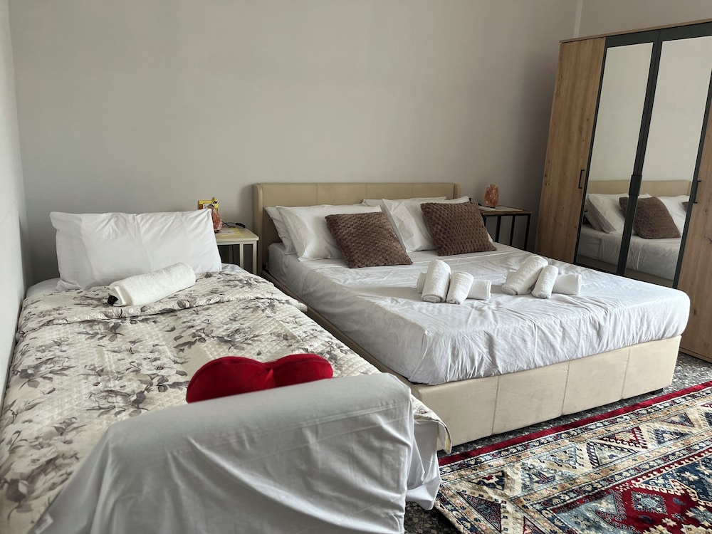 S.R. Guesthouse