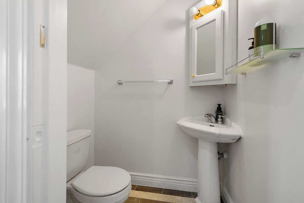 3BR Flat Near Chase Ctr & Downtown SF
