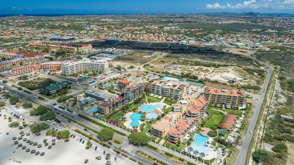 2BR 3BA Condo on Eagle Beach w Amazing Amenities