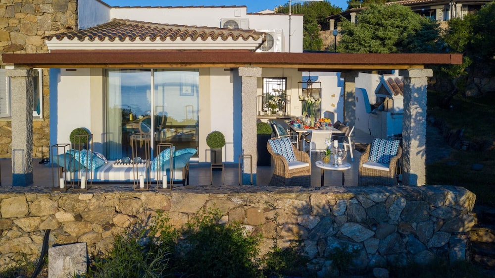 Villa La Bella in Ottiolu view 2