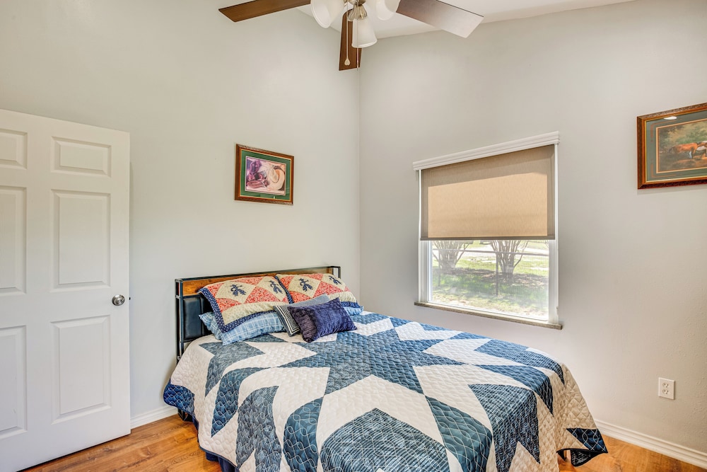 Millsap Home on 150 Acres w/ Trails: Pet-friendly! view 2