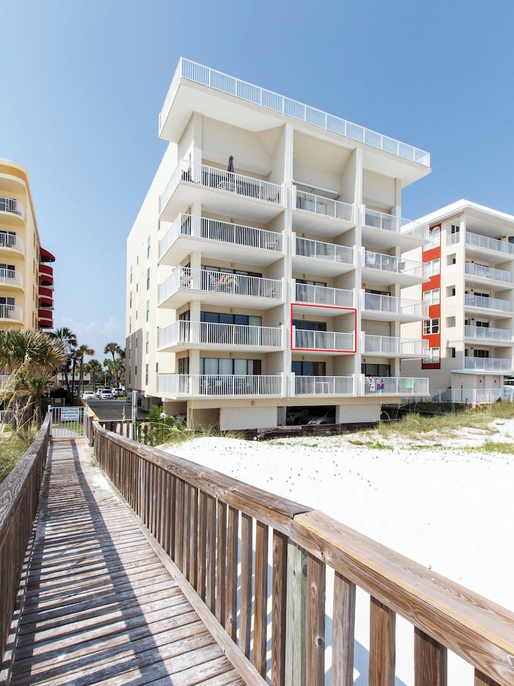 Gulfside 302 by Brooks and Shorey Resorts