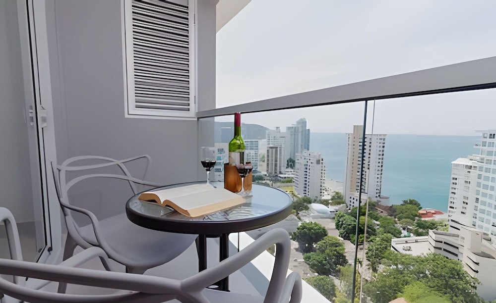 Apartamentos Ambar Roca - by SOHO