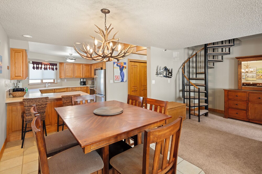 Cinnamon Ridge 1-141