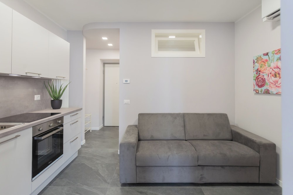 Sant'Agostino Apartments by Rent all Como