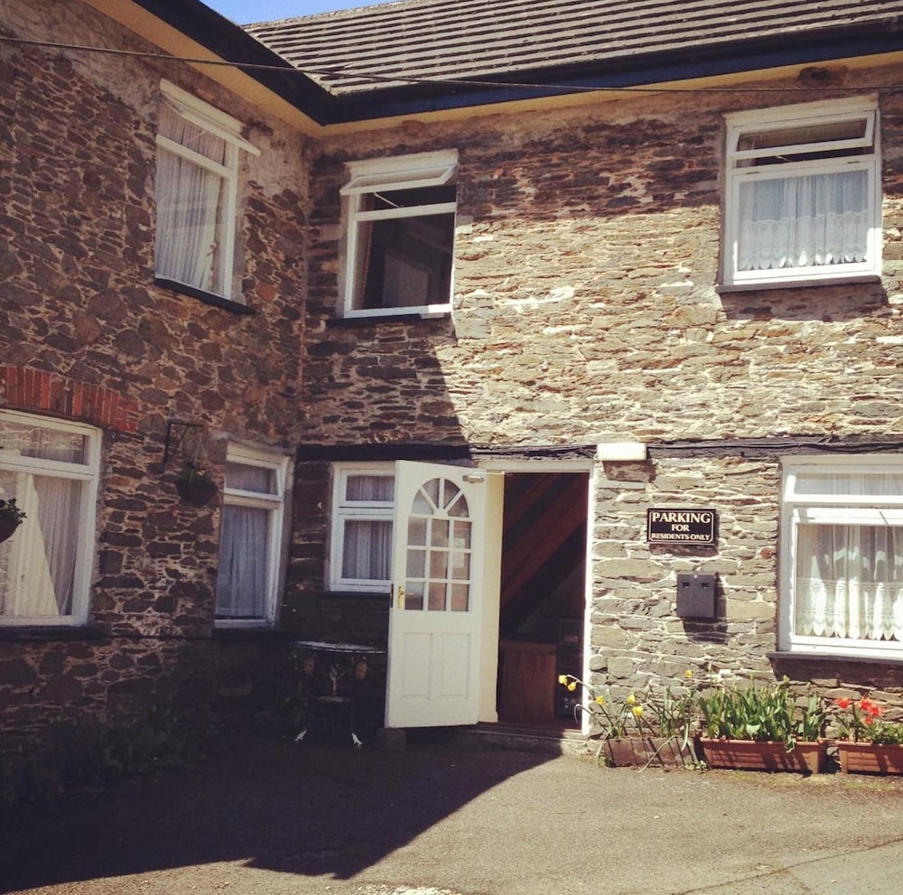 The Copley Arms