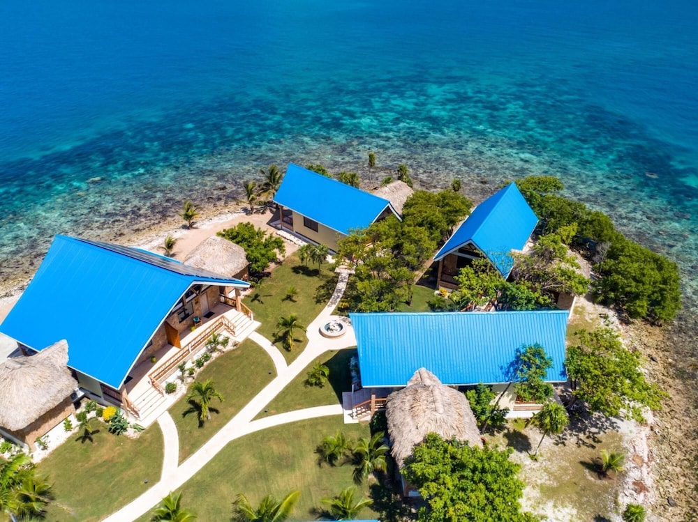 Incredible All-inclusive Luxury Private Island Resort in the Caribbean