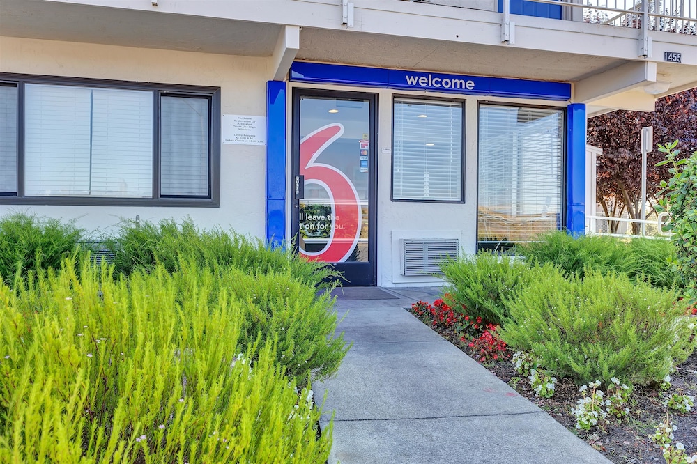 Motel 6 Vallejo, CA - Six Flags West