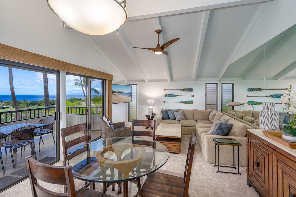 Wailea Ekolu 310 - Molokini to West Maui Ocean View, Modern Renovation, Split AC