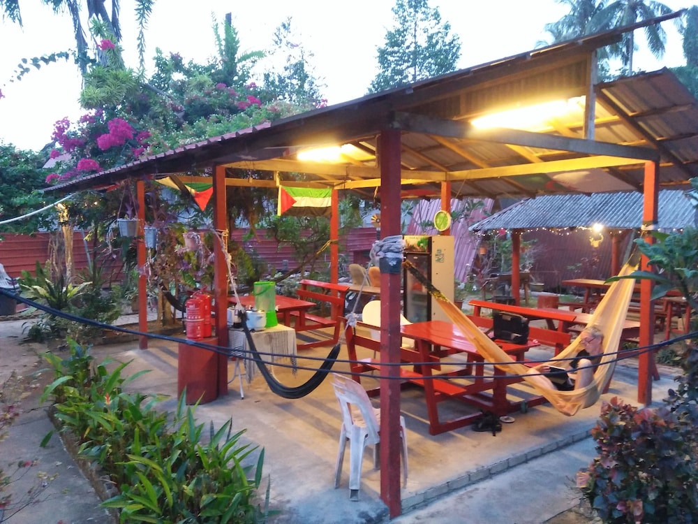Nazri Nipah Camp