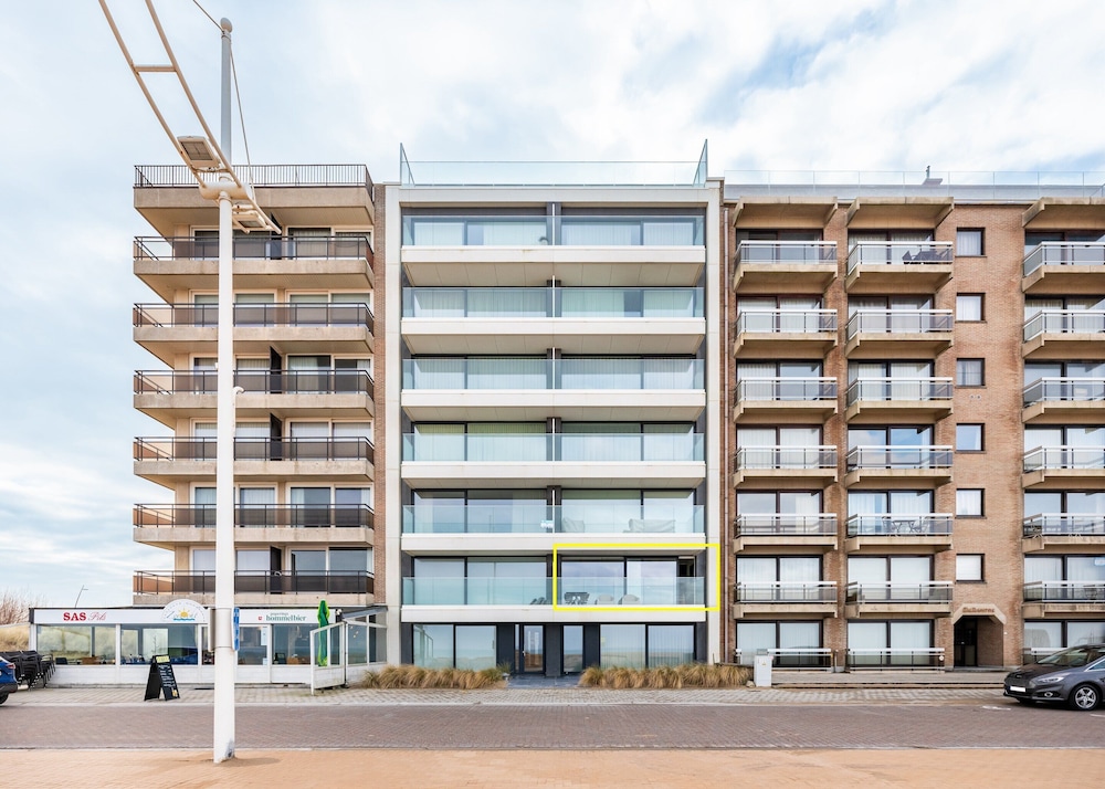 Apartment in Koksijde With Stunning Sea Views