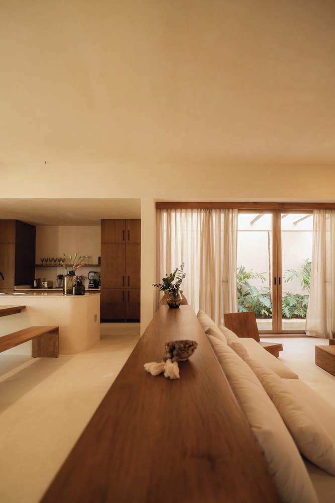 Casa Leela - M11